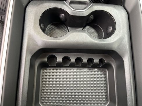 New 2026 RAM 1500 4x4 Crew Cab image 18