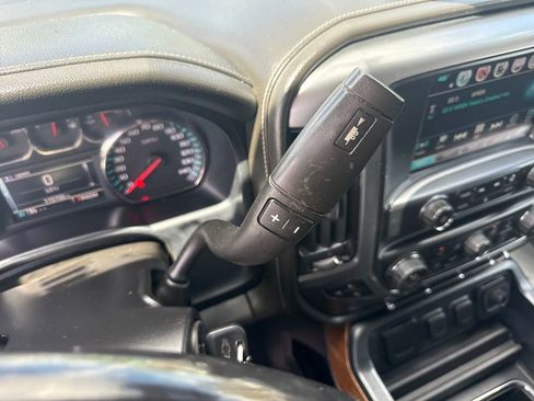 Used 2016 Chevrolet Silverado 1500 LTZ w/ LTZ Plus Package AWD/4WD image 41