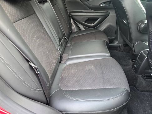 Used 2021 Buick Encore Preferred w/ Safety Package AWD/4WD image 12