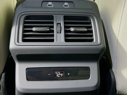 New 2025 Audi Q5 Premium image 25