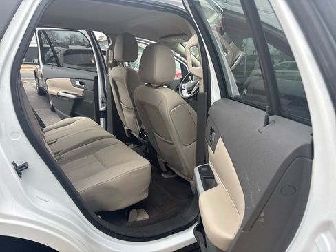 Used 2014 Ford Edge SE w/ Equipment Group 101A image 19