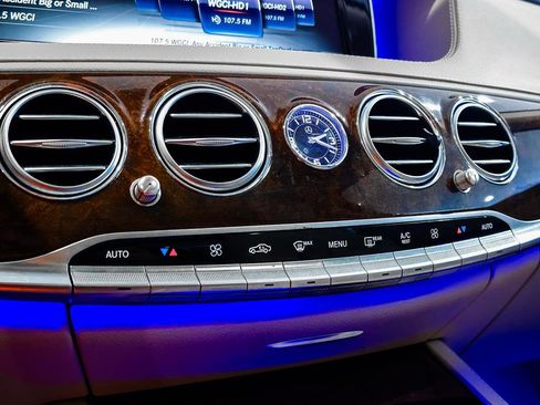 Used 2015 Mercedes-Benz S 550 4MATIC Sedan image 31