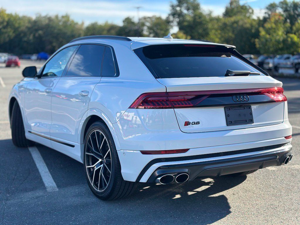 Used 2023 Audi SQ8 Premium Plus w/ Executive Package AWD/4WD image 4