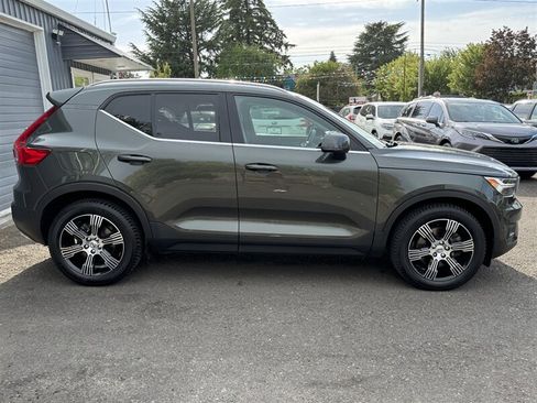 Used 2019 Volvo XC40 T5 Inscription AWD/4WD image 7