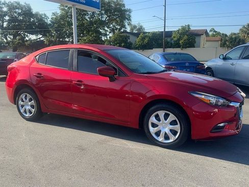 Used 2018 MAZDA MAZDA3 Sport FWD image 4