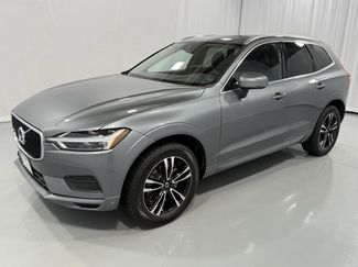 Used 2020 Volvo XC60 T6 Momentum image 1