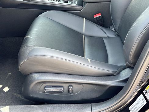 Used 2024 Honda Civic Touring image 23