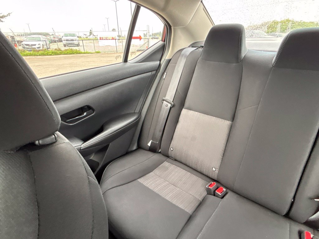 Used 2024 Nissan Sentra SV FWD image 31