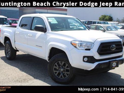 Used 2023 Toyota Tacoma SR5 RWD image 1