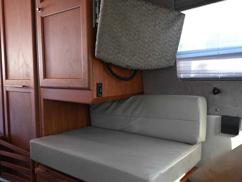 Used 2014 Mercedes-Benz Sprinter 3500 image 21