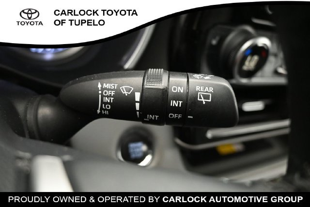 Used 2023 Toyota Highlander XLE FWD image 29