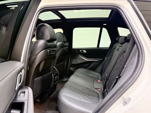 Used 2023 BMW X5 xDrive40i w/ M Sport Package image 20