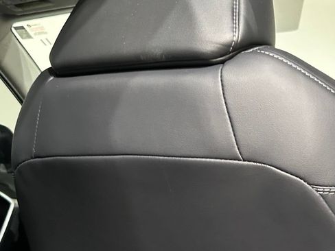 Used 2025 Toyota RAV4 Limited FWD image 61