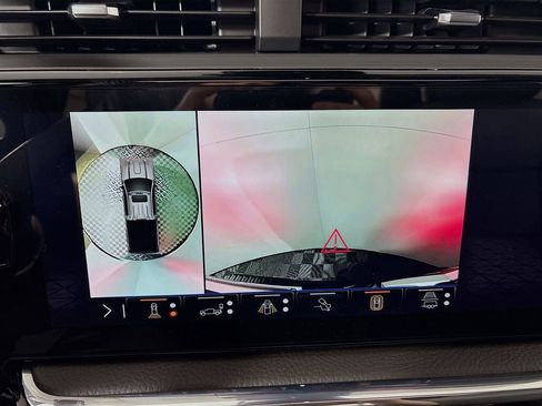 New 2025 GMC Sierra 3500 Denali w/ Denali Reserve Package image 14