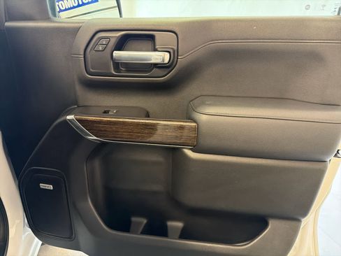 Used 2021 GMC Sierra 1500 Elevation w/ Preferred Package image 28