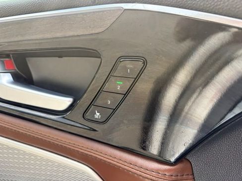 Used 2024 Acura MDX SH-AWD w/ Advance Package image 24