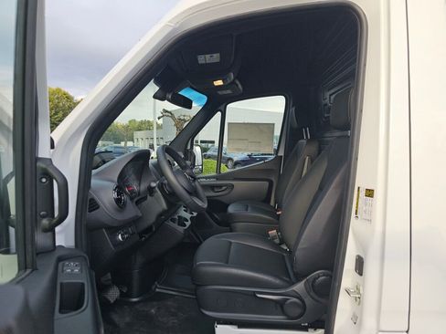 New 2025 Mercedes-Benz Sprinter 2500 image 20