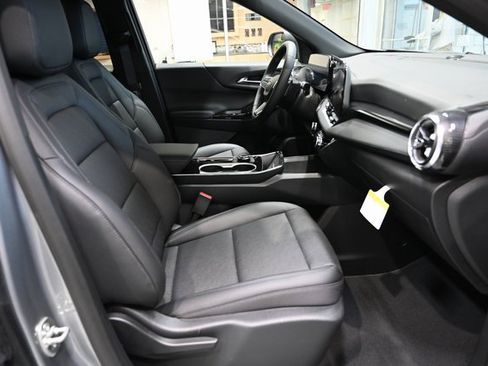 New 2026 Chevrolet Equinox LT w/ Convenience Package II image 10