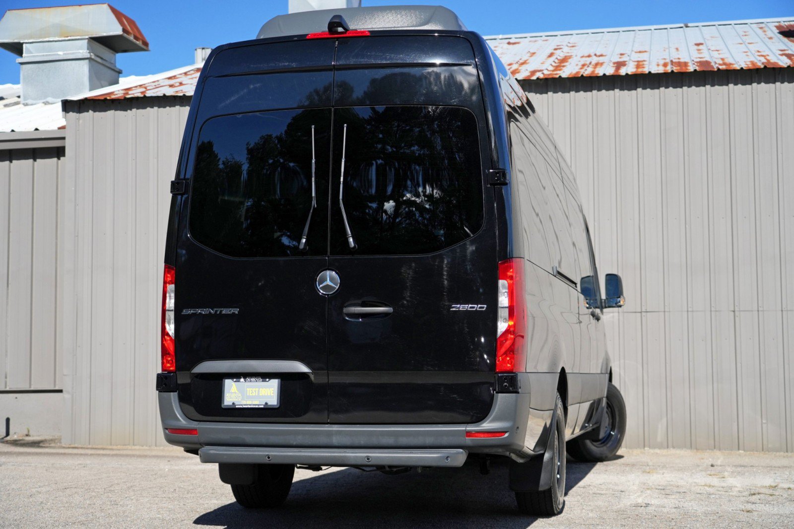 Used 2024 Mercedes-Benz Sprinter 2500 image 5