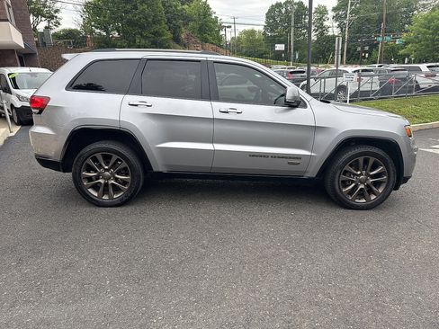 Used 2016 Jeep Grand Cherokee Limited 75th Anniversary AWD/4WD image 3