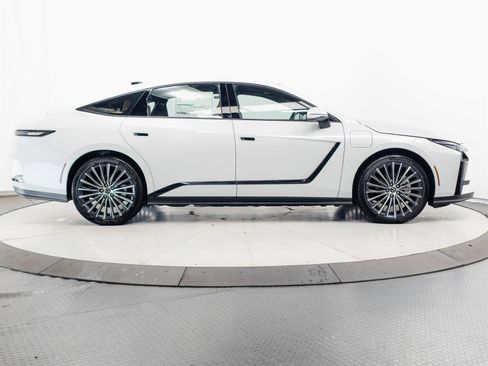 New 2026 Lexus ES 350e FWD image 13