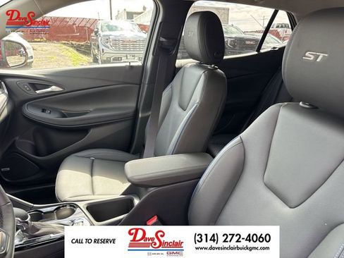 New 2026 Buick Encore GX Sport Touring w/ Advanced Technology Package AWD/4WD image 10