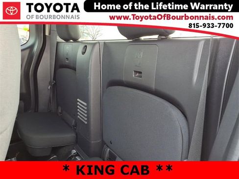 Used 2022 Nissan Frontier S image 17