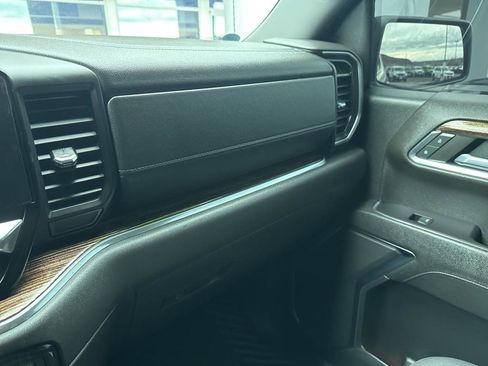 Used 2023 GMC Sierra 1500 Elevation image 26