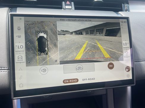 New 2026 Land Rover Discovery Sport Landmark AWD/4WD image 29