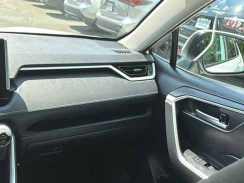 Certified 2025 Toyota RAV4 XLE AWD/4WD image 23