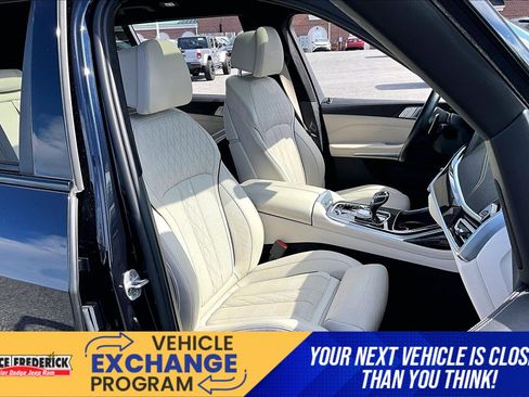 Used 2021 BMW X7 xDrive40i w/ M Sport Package image 7