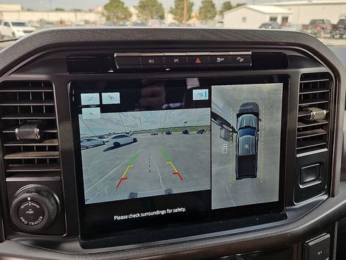 Used 2022 Ford F150 Platinum w/ Equipment Group 701A High AWD/4WD image 27