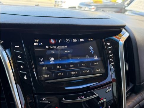 Used 2019 Cadillac Escalade ESV Premium Luxury AWD/4WD image 55