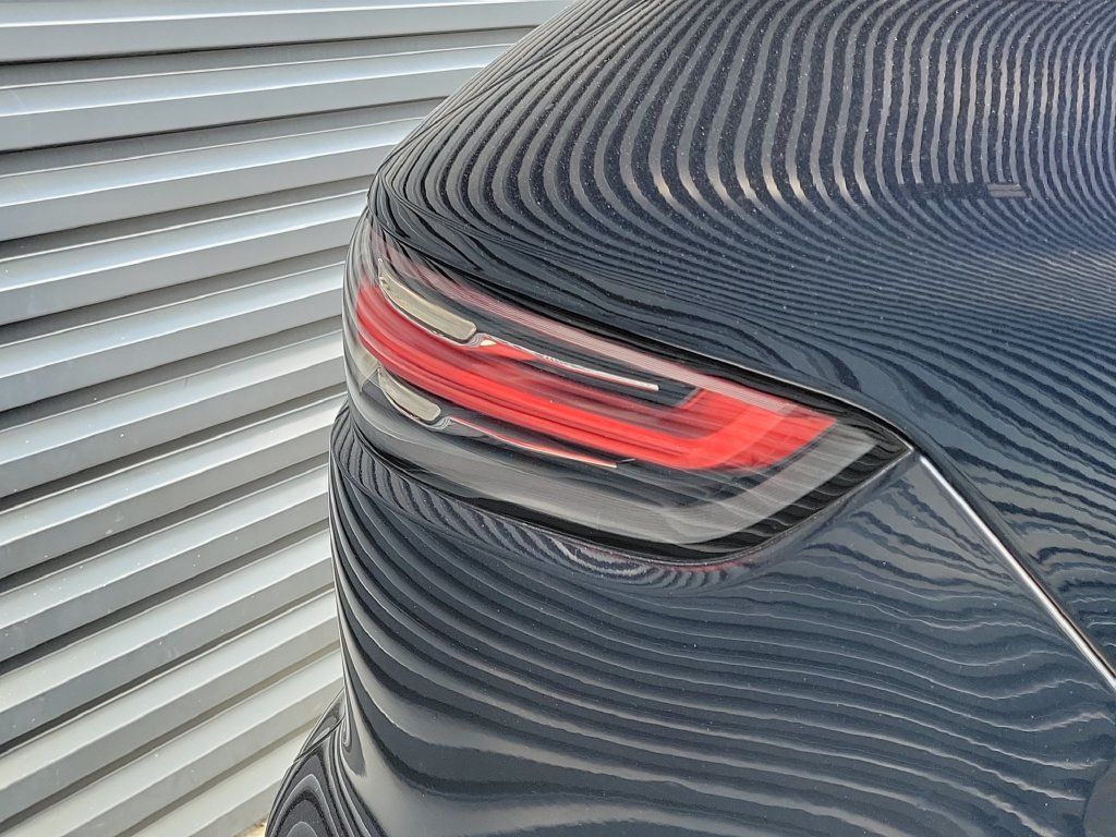 Certified 2019 Porsche Cayenne AWD/4WD image 16