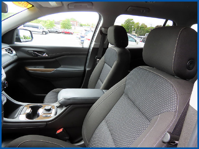 Used 2023 GMC Acadia SLE w/ Driver Convenience Package AWD/4WD image 14
