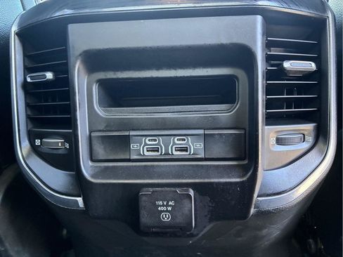 Used 2023 RAM 1500 Laramie AWD/4WD image 9
