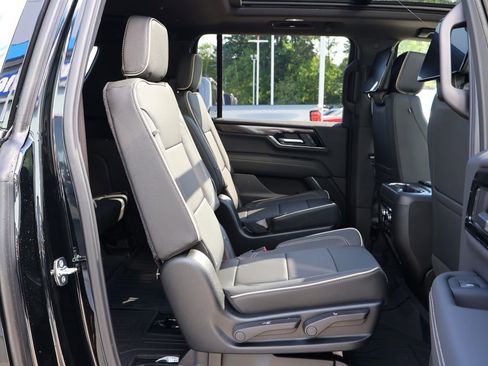 New 2026 GMC Yukon XL Elevation w/ Elevation Premium Package AWD/4WD image 40