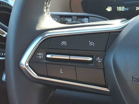 Used 2025 Chevrolet Equinox ACTIV w/ Safety and Technology Package image 21