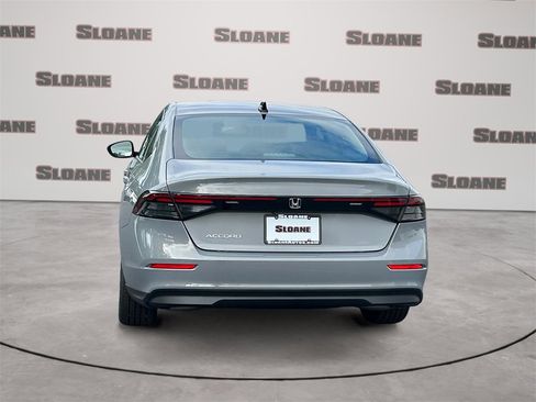 New 2025 Honda Accord SE image 4