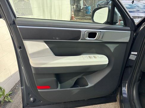 Used 2025 Hyundai Santa Fe SEL image 18