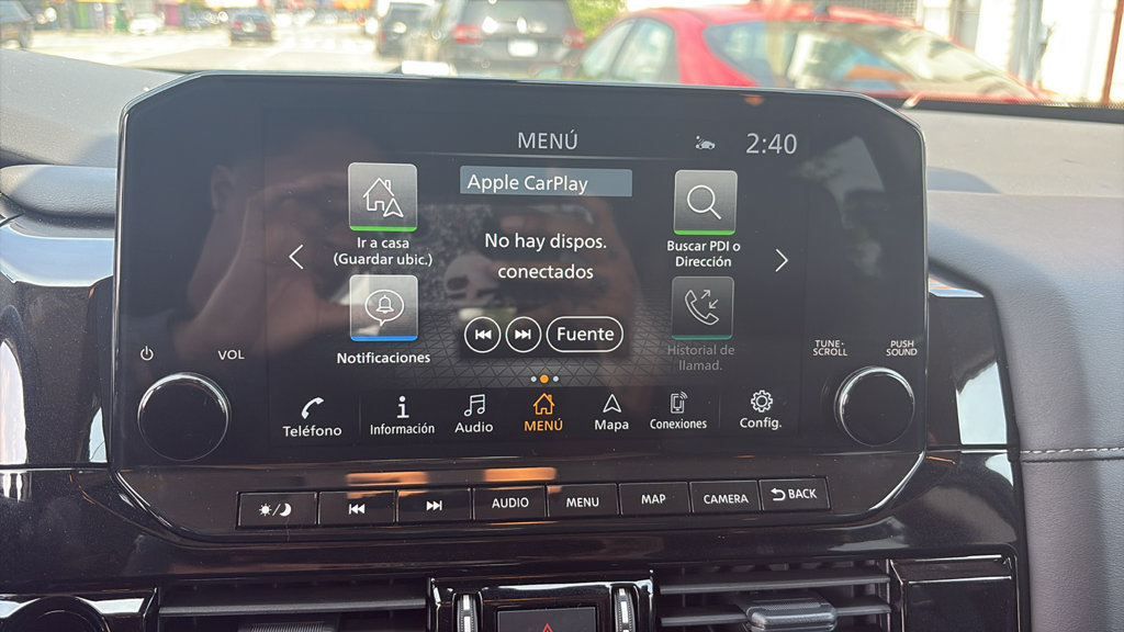 Used 2025 Nissan Pathfinder SL AWD/4WD image 17