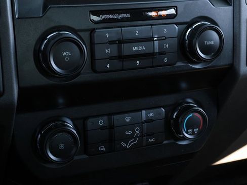 Certified 2019 Ford F250 XL w/ XL Value Package image 28