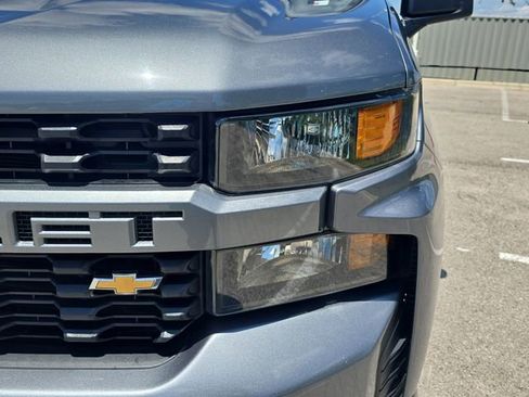 Used 2022 Chevrolet Silverado 1500 Custom RWD image 31