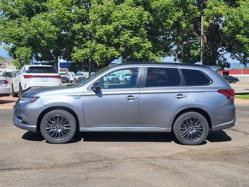 Used 2022 Mitsubishi Outlander LE AWD/4WD image 8