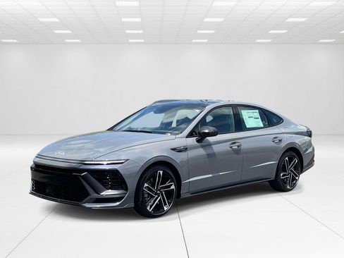 New 2026 Hyundai Sonata N Line FWD image 3
