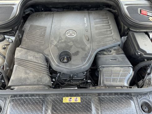 Used 2022 Mercedes-Benz GLS 450 4MATIC image 35