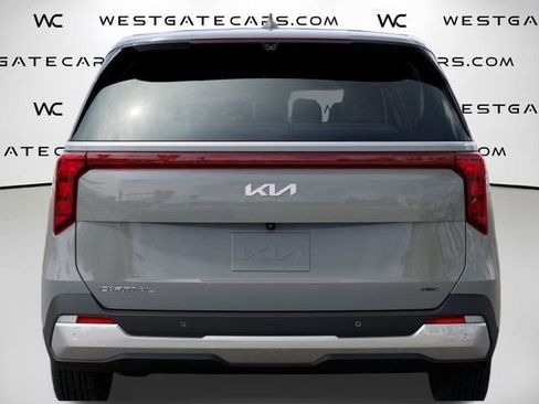 New 2026 Kia Carnival EX FWD image 18