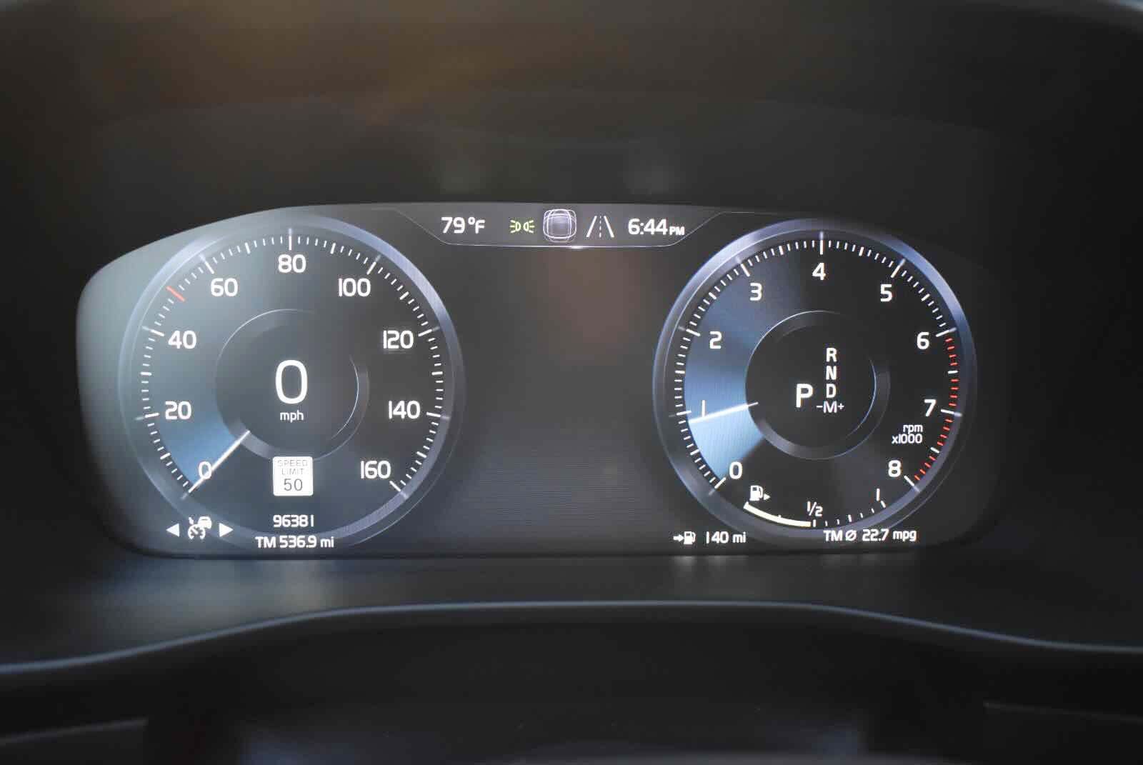Used 2019 Volvo XC40 T5 R-Design AWD/4WD image 19