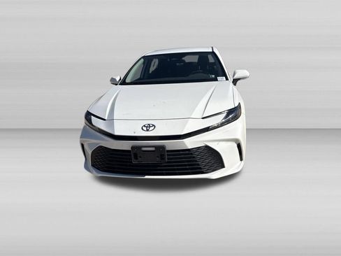 Used 2026 Toyota Camry LE FWD image 10