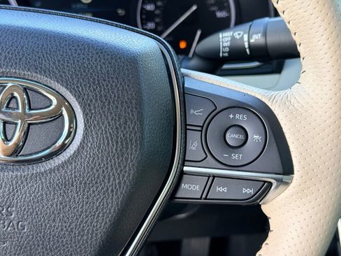 Used 2019 Toyota Avalon Limited w/ Advanced Safety Package image 29